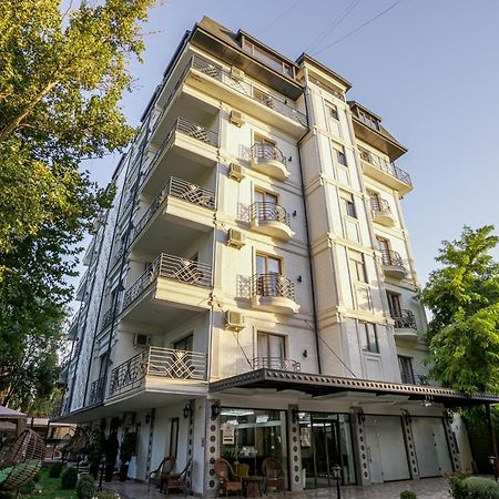 Moffah Grand Hotel Tasjkent Exteriör bild