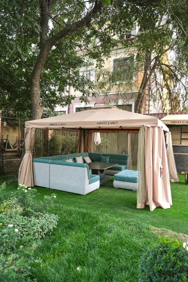 Moffah Grand Hotel Tasjkent Exteriör bild